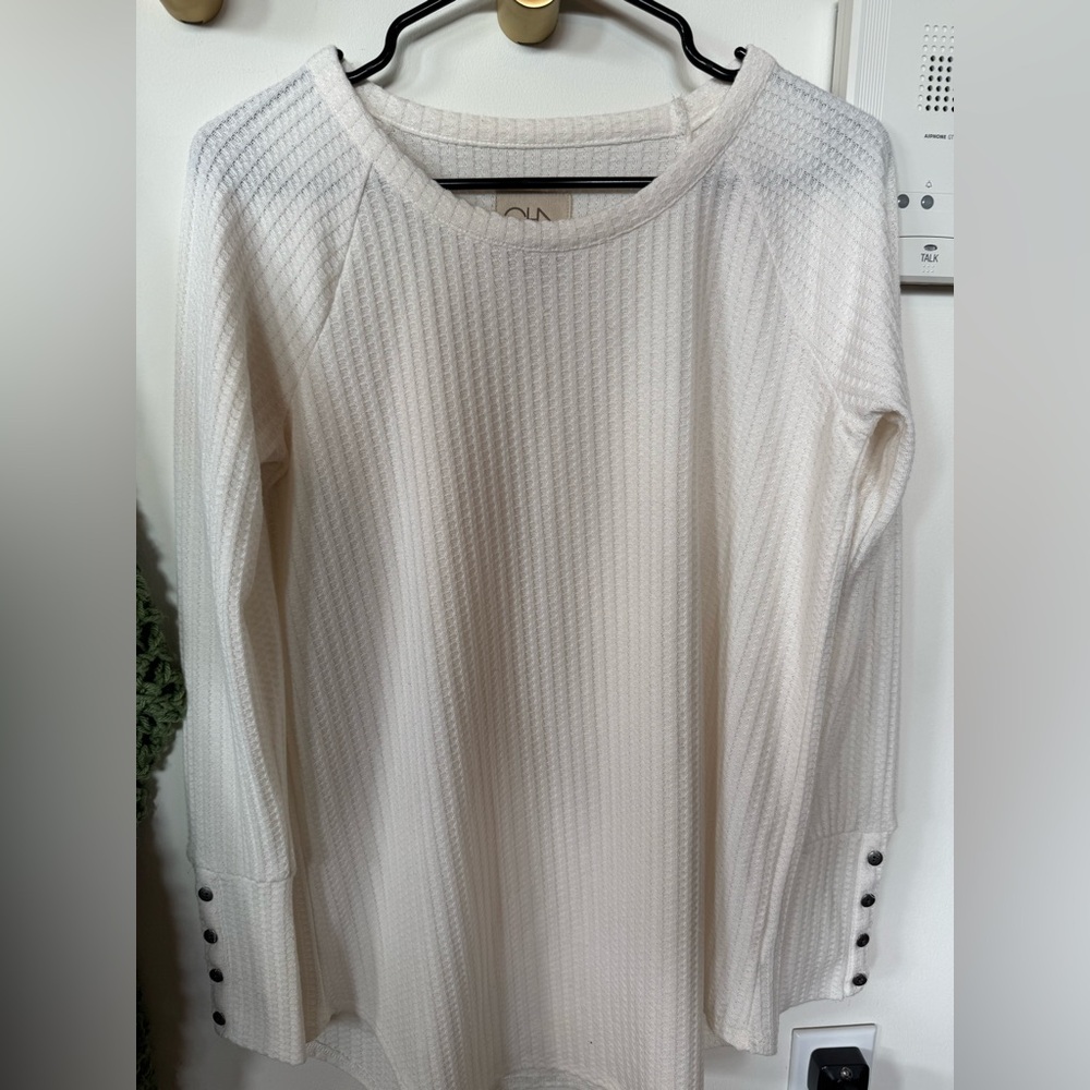 EUC Chaser Long Sleeve Henley Waffle Knit Thermal Top